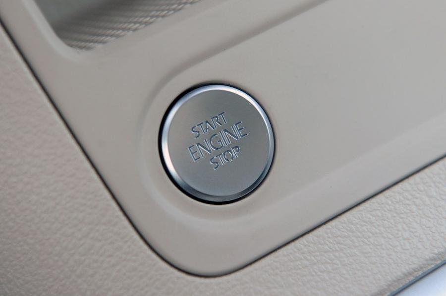  Volkswagen Tiguan 2011 года  (фото 52 из 146)